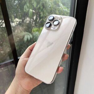 Cream iPhone16 Case